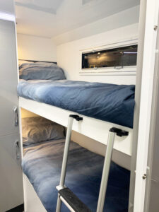 Avida Topaz-CV7656SL-Bunks